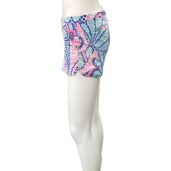 Lilly Pulitzer Shorts Women’s Size 0 Mosaic Print Gold Tone Button Blue And Pink - Picture 3 of 5